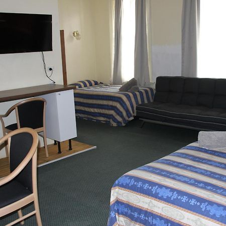 Alpine Heritage Motel Гоулбёрн Экстерьер фото